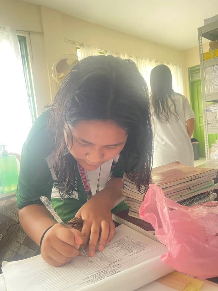 Weekly Allowance Distribution photo 5