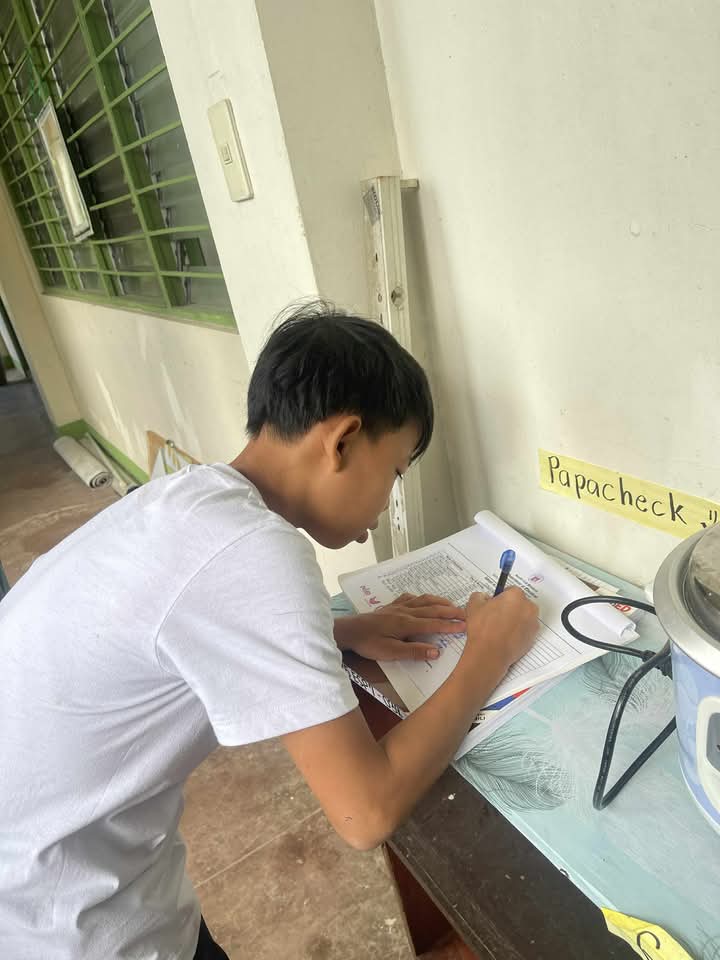 Weekly Allowance Distribution photo 18